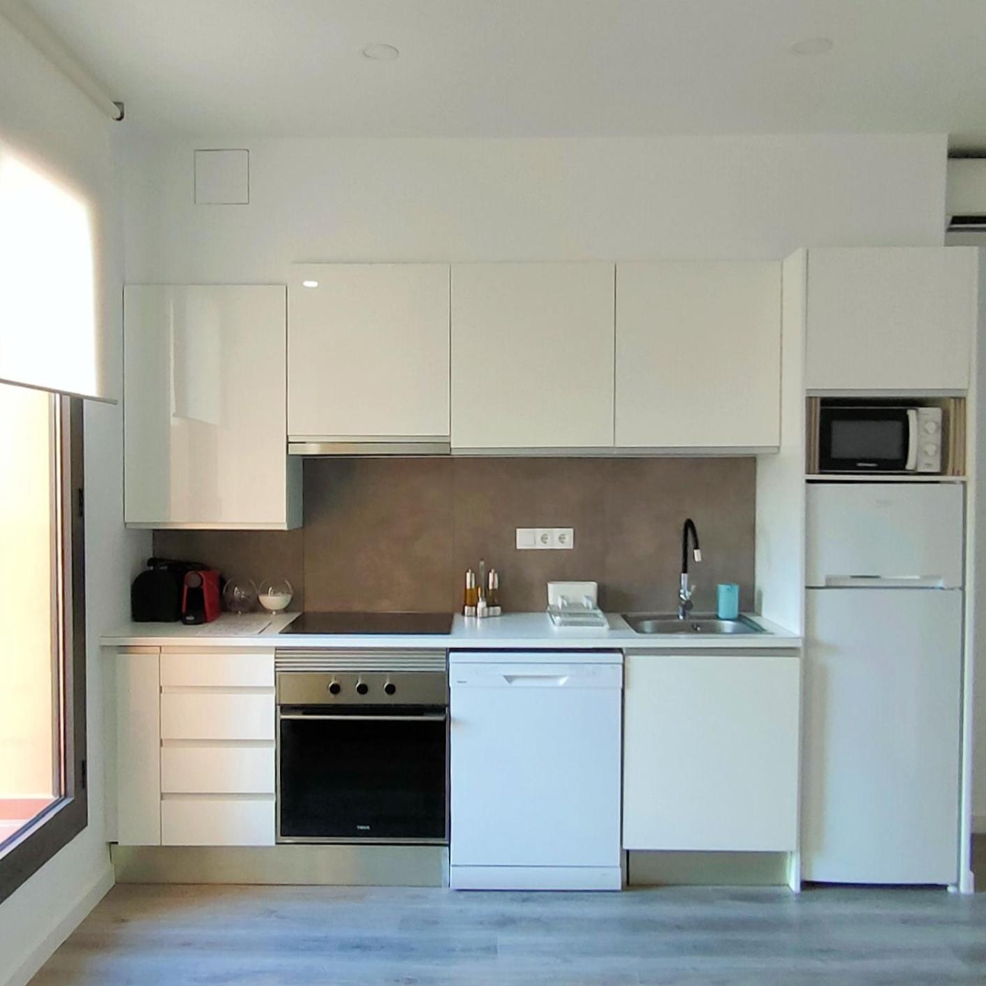 Mediterranean Barcelona Apartments Eksteriør bilde